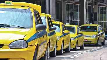 Rio Autoriza Tarifas de Táxi para o Carnaval 2026