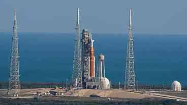 Mau tempo adia lançamento da Artemis II para fevereiro