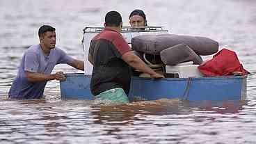 Defesa Civil de MG alerta para inundações e tempestades