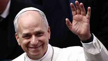 Papa Leão XVI homenageia padre Júlio Lancellotti