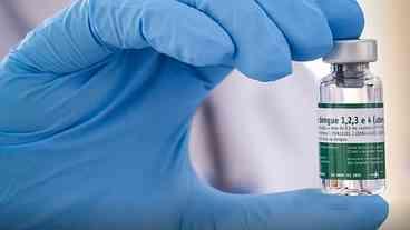 Vacinação contra dengue inicia para profissionais de saúde