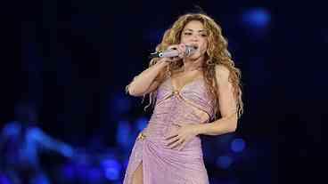 Shakira confirma show em Copacabana em maio
