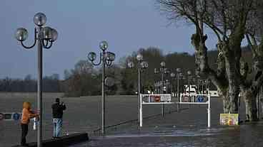 Tempestade Nils Devasta a França e Portugal