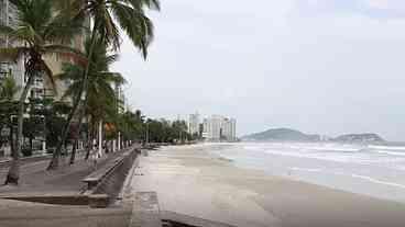 Bombeiros salvam 348 no litoral de SP durante o Carnaval