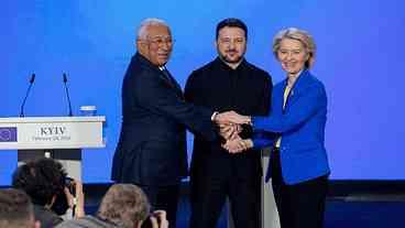 Zelensky pede cronograma para adesão da Ucrânia à UE