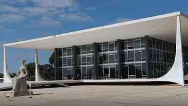 STF nega domiciliar a Jair Bolsonaro