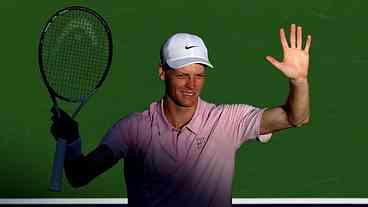 Sinner avança e enfrenta Fonseca em Indian Wells