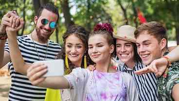 Redes Sociais e Infelicidade entre Jovens