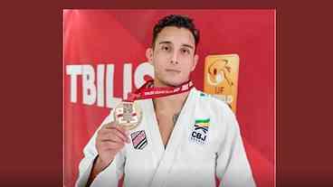 Guilherme Schimidt conquista bronze no Grand Slam de Tbilisi