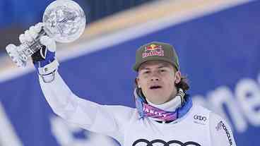 Lucas Pinheiro conquista título inédito no esqui