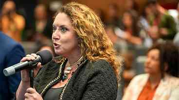 Alerj elege deputado bolsonarista em votação polêmica