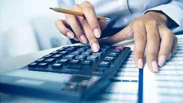 Juros Elevados e Falências de Empresas em 2025