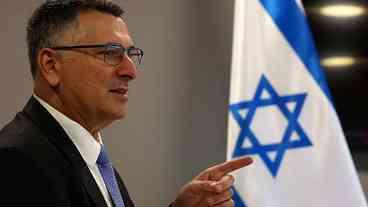 Chanceler condena profanação de crucifixo no Líbano