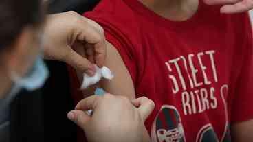 Vacinação Escolar: 27 Milhões de Estudantes Imunizados