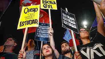 Fim da Escala 6x1: Proposta de Transição em Debate
