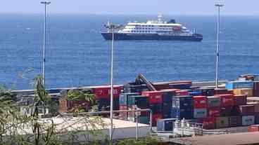 Espanhóis em navio com hantavírus em isolamento