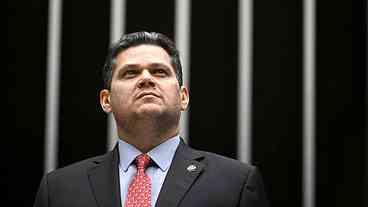 PF Investiga 'Bancada do Vorcaro' e Ciro Nogueira