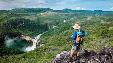 Parques Naturais: Turismo e Economia em Alta