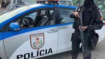 PM realiza operação no Morro do Juramento