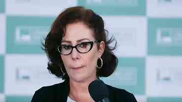 Justiça italiana solta Carla Zambelli imediatamente