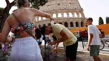 Calor Extremo: Alertas em Quatro Cidades da Itália