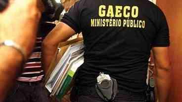 Policiais e Empresário Presos por Venda Ilegal de Terrenos