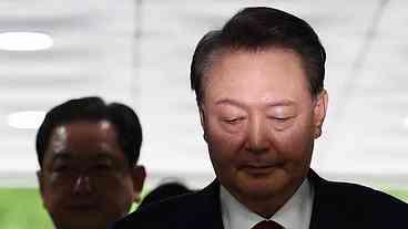 Yoon Suk-yeol condenado por operação com drones