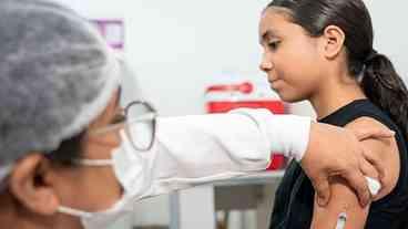 Prazo para vacinação contra HPV de jovens é ampliado