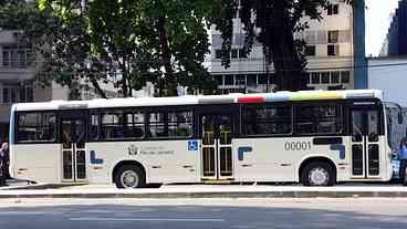 Greve dos rodoviários é suspensa e ônibus voltam às ruas...