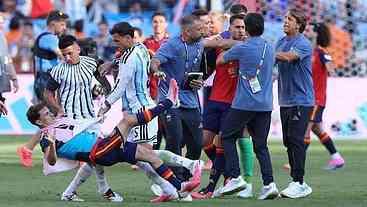 Fifa investiga confusão da Argentina após final da Copa