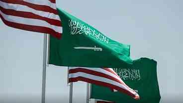 EUA e Arábia Saudita selam pacto por energia nuclear