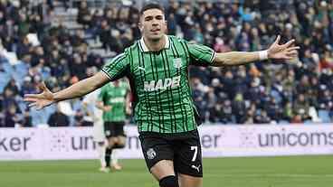 Jogador do Sassuolo é flagrado em teste para cocaína
