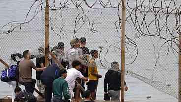Espanha repatria 25 mil imigrantes após crise em Ceuta