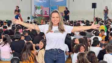 Carina Alves, fundadora do Instituto Incluir, recebe Medalha Tiradentes 