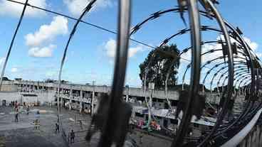 Presídios reforçam combate a itens proibidos para facções