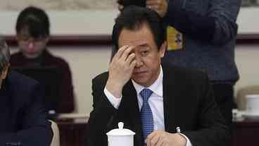 Justiça chinesa aplica prisão perpétua a fundador da Evergrande