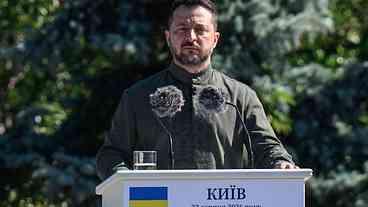 No Dia da Independência, Zelensky diz que Ucrânia não vai ceder