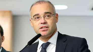 Ministro André Mendonça admite que teve encontro com Vorcaro