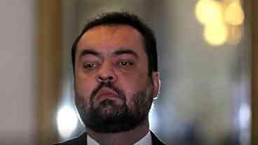 Castro teria recebido benefícios para ajudar a Refit, diz PF