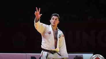 Guilherme Schimidt leva ouro e Brasil fecha Grand Slam com três pódios
