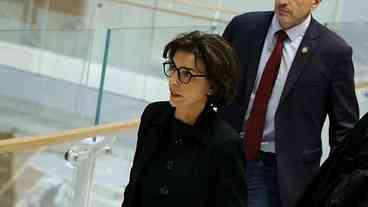 Ex-ministra francesa é julgada por caso envolvendo Carlos Ghosn
