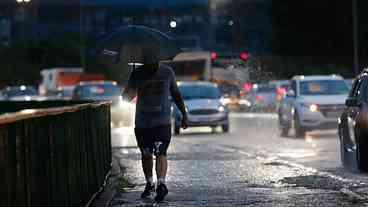 Sul e Sudeste têm previsão de chuva no fim de semana