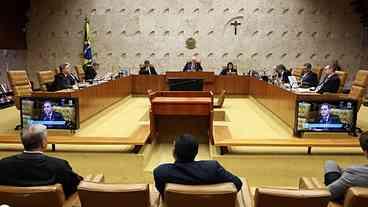 Caso Master: Fachin adia sessão sobre atuação de Mendonça