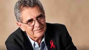 Paulo Roberto Teixeira, referência contra a aids, morre aos 77 anos