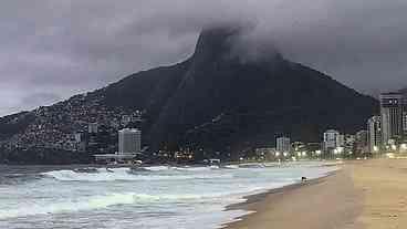 Primavera começa no Rio com chuva forte e máxima de 22°C