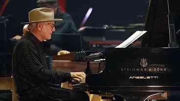 Ludovico Einaudi confirma apresentação extra no Brasil em 2027