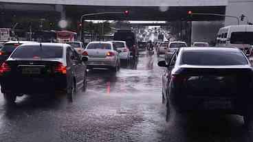 Frente fria provoca chuva no Norte e Nordeste