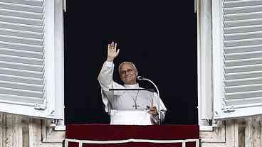 Papa retoma agenda no Vaticano após alta hospitalar