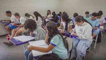 Estudantes da rede pública cobram melhorias no ensino
