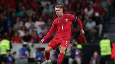 Cristiano Ronaldo é suspenso por 30 dias após deixar...